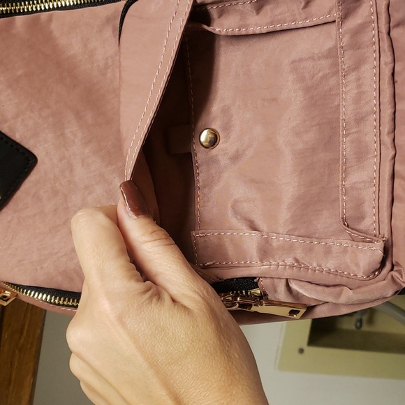 Sol ans Selene Hustle Sling Backpack - Picture 7 of 13